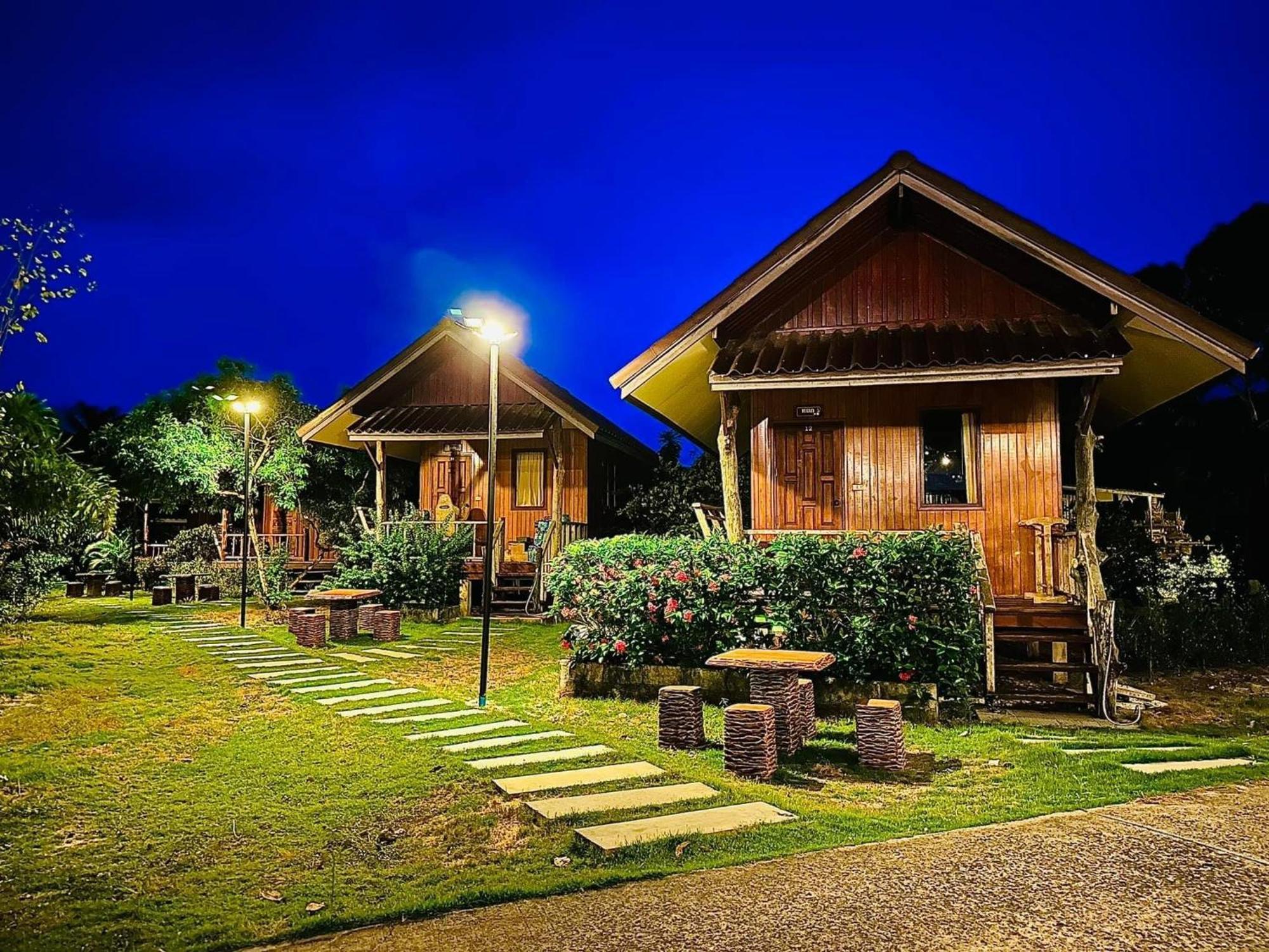 Bann Klong Jao Homestay Ko Kut Екстер'єр фото
